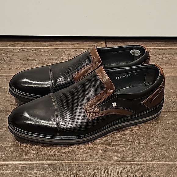 Loafers_&_Slip_Ons